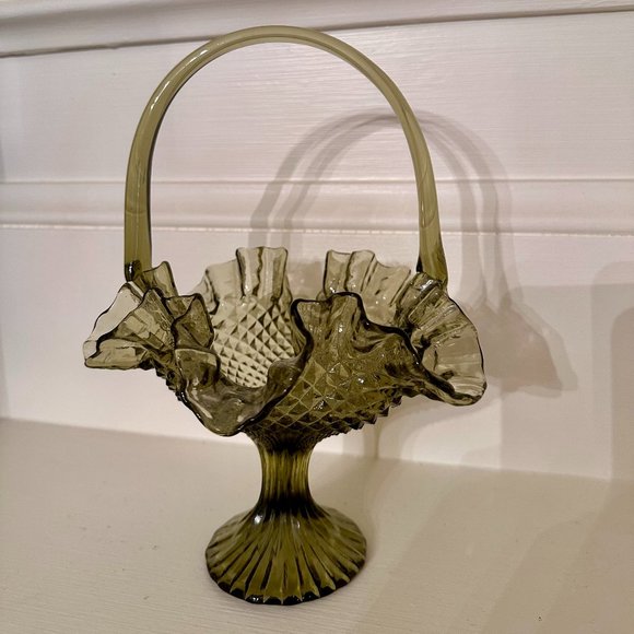 Indiana Glass Green Diamond Point Pedestal Basket - Picture 2 of 16